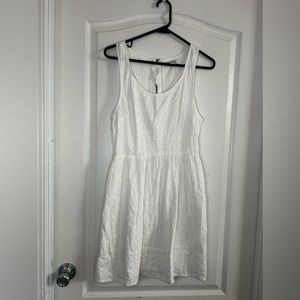 American Eagle White Eyelet Open Side Dress Size 8.  2850